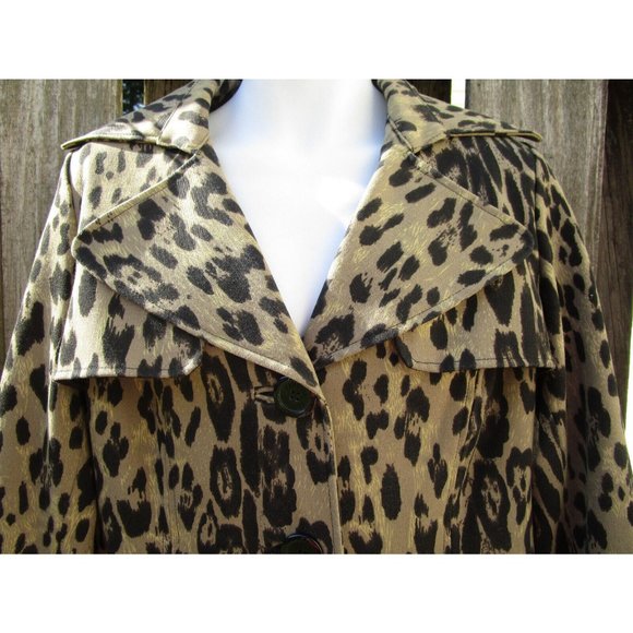 Vertigo Paris Women's Trench Style Jacket size M Animal Print Pockets Buttons - Picture 2 of 6